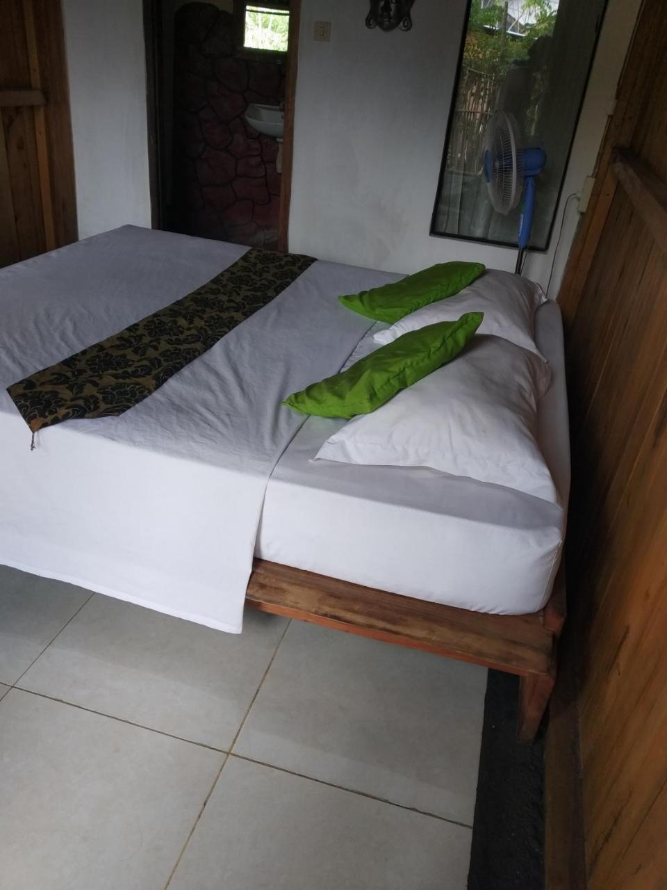 Beach Box Bungalow Τζίλι Τραγουανγκάν Εξωτερικό φωτογραφία